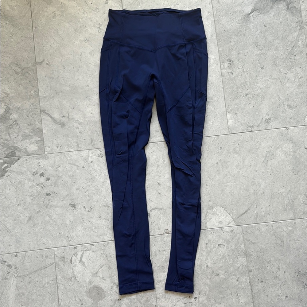 Lululemon Time To Sweat High Rise Leggings in Navy  sz 6